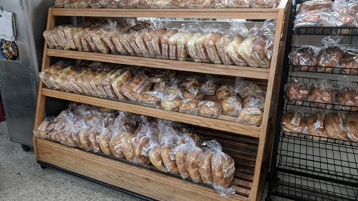 Walkers the Bakers – bakery in Nailsworth town centre